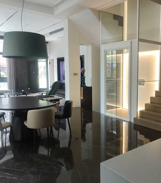 Villa home elevator
