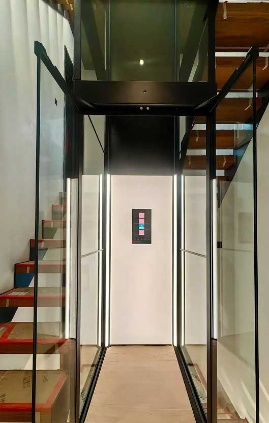 Home elevator cabin